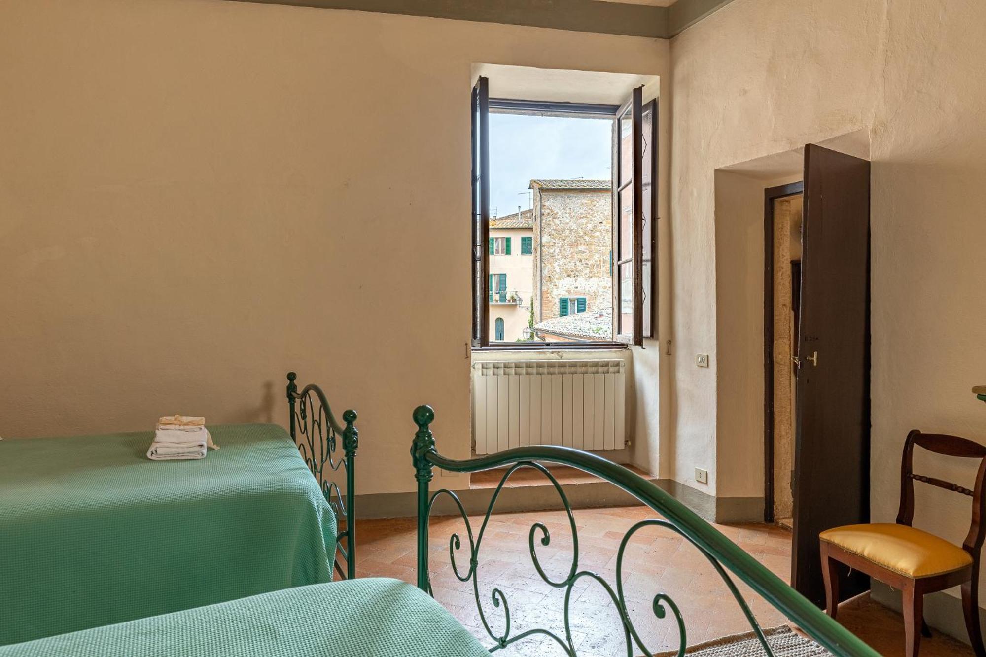 산퀴리코도르시아 Palazzo Costanti - A 8 Minuti Dalle Terme 아파트 외부 사진
